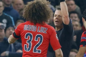 David Luiz ima novu frizuru