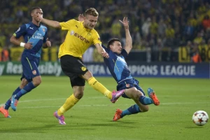 Grupa D - Nemoć ''Tobdžija'' u Dortmundu, Mitru i drugovima izmakla pobeda!
