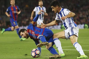 U Kataloniji se fudbal igrao 45 minuta, Barsa ipak ostaje u trci za tron!