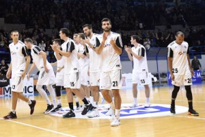 Partizan prokockao ''plus 17'', šta ovo sudije rade? (TVITOVI)