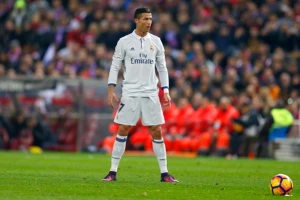 Ronaldo het-trikom utišao ''Visente Kalderon'', Real pobegao rivalima!