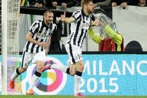 Juventus na bod od titule!