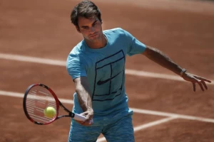 Federera baš uznemirio ulazak navijača na teren!