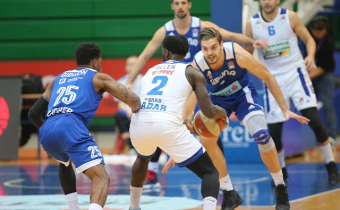 aba-liga.com/Cibona/Zeljko Baksaj, Domagoj Vranar i Goran Lausic