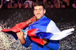 Ovako je Novak čestitao Đereu na trofeju i emotivnom govoru
