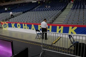 FIBA uporno tera po svom u ''Areni'', srpske muke sa zastavama!